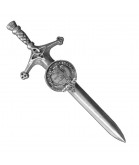 Brown clan pin